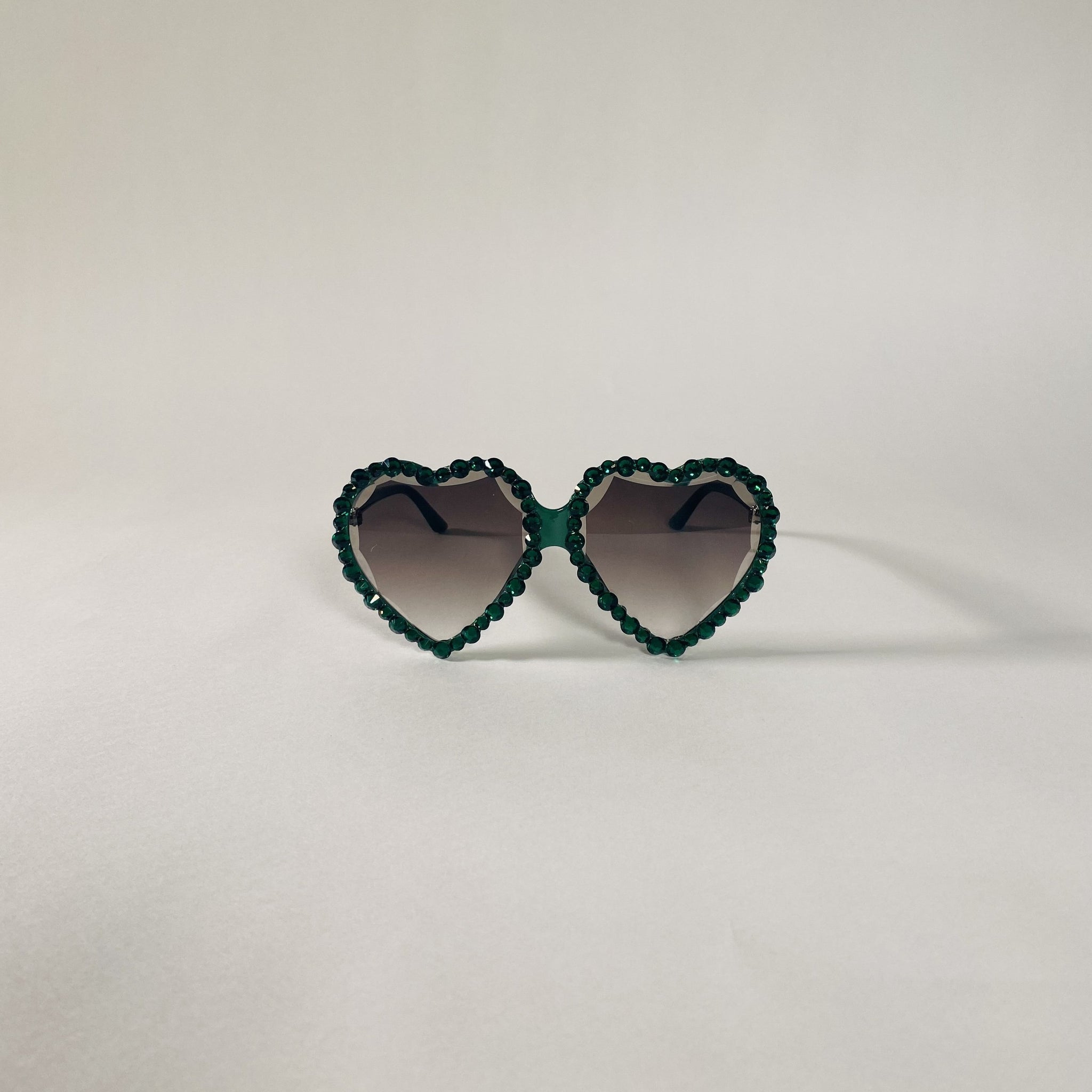 Diva Shades - Emerald Hearts